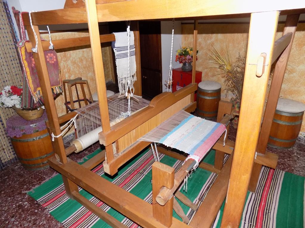 Des Roses Hotel Platanias  Eksteriør billede